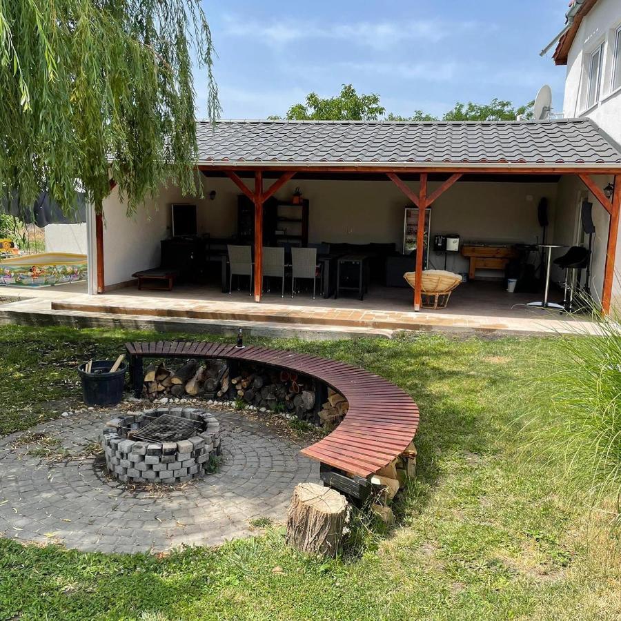 Battonya House Apartment Exterior photo